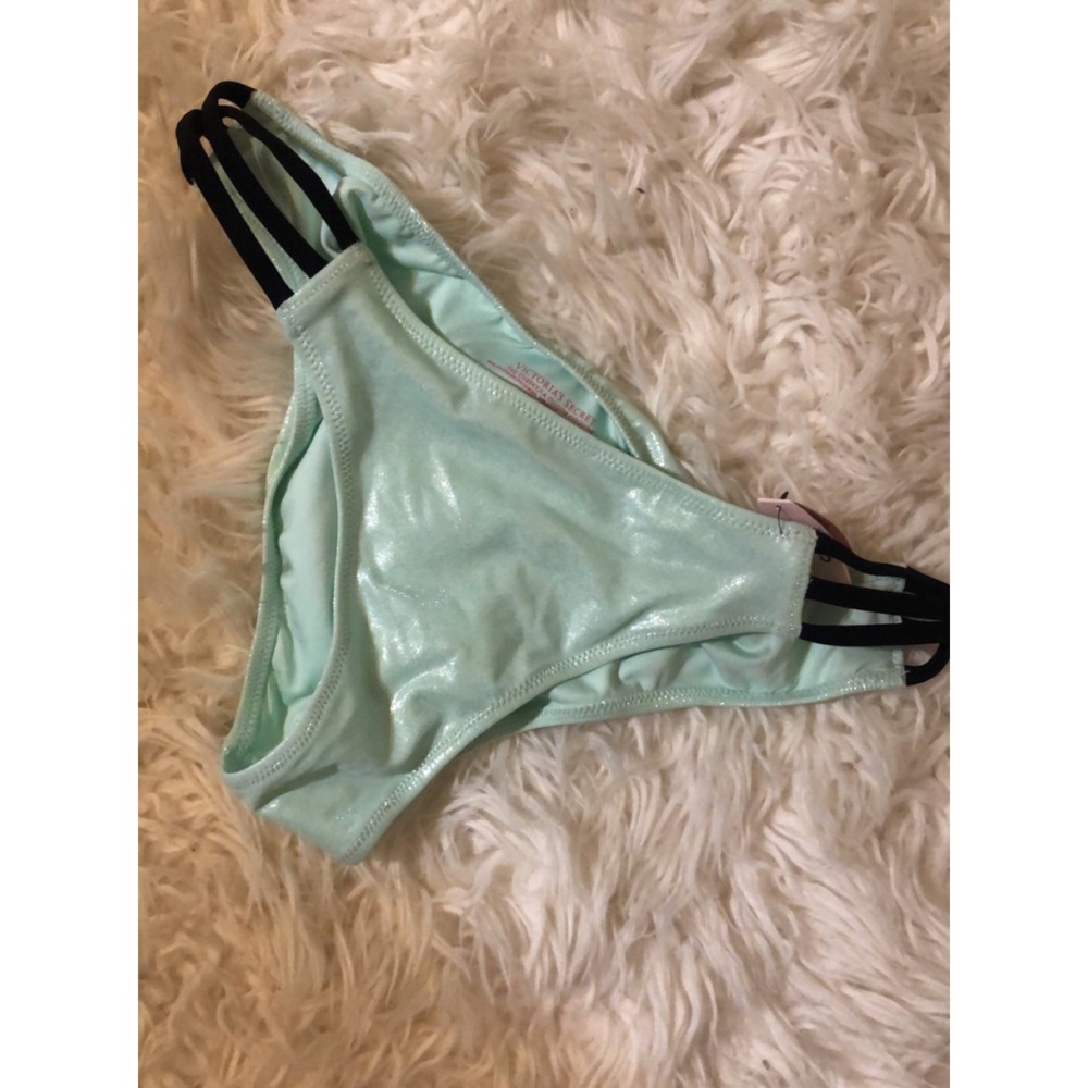 The cheeky bikini Victoria Secret bottom